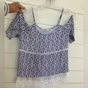 Skies Are Blue Cold Shoulder Layered Top Size Small